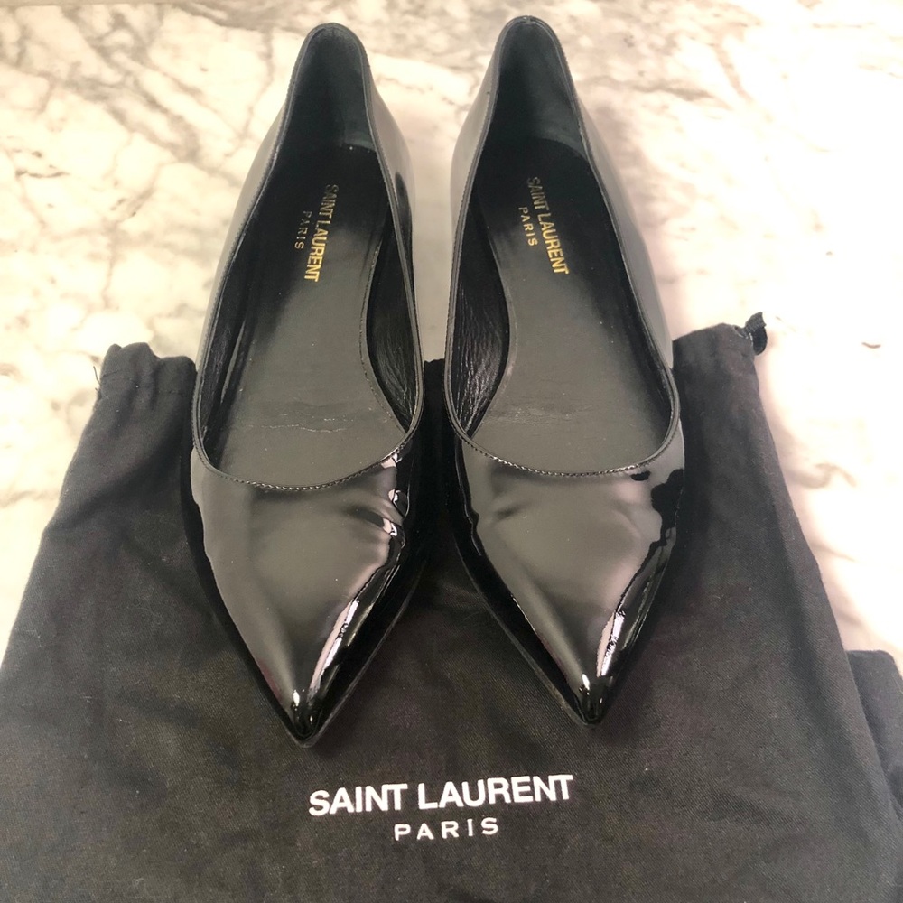 Saint Laurent Size 38 Black Patent Leather Flats